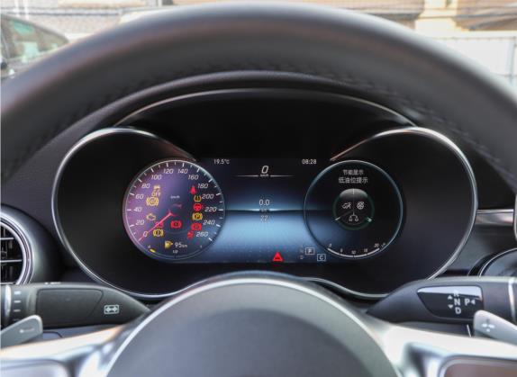 奔驰C级(进口) 2022款 改款 C 260 轿跑车 中控类   仪表盘