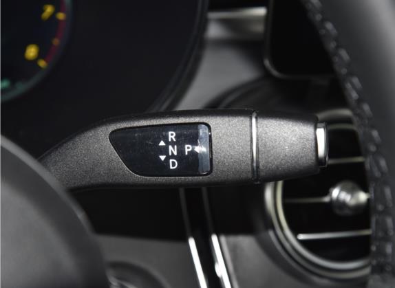 奔驰C级(进口) 2023款 C 260 轿跑车 中控类   挡把