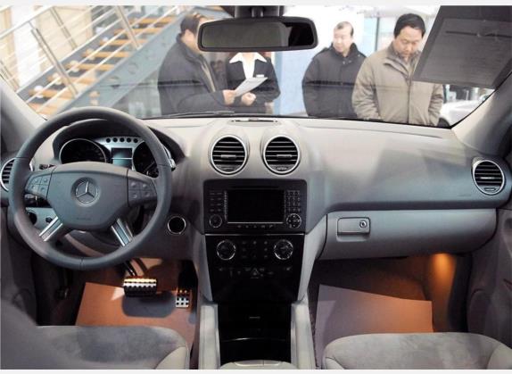 奔驰M级 2006款 ML 350 运动型 中控类   中控全图