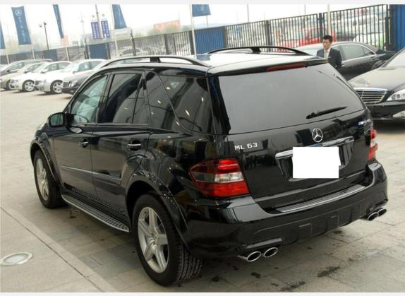 奔驰M级 2007款 ML 63 AMG 外观   斜后