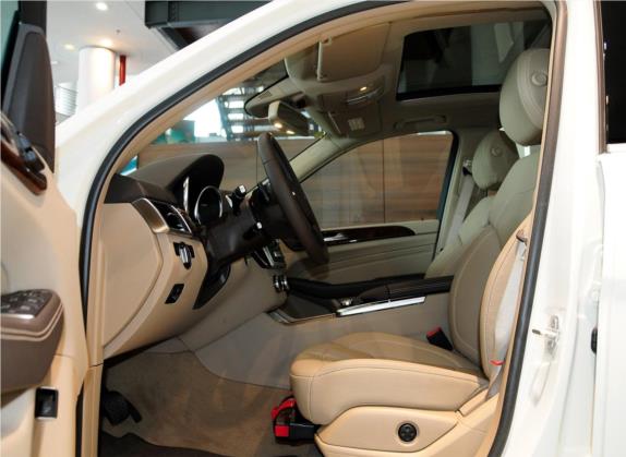 奔驰M级 2012款 ML 350 动感型 车厢座椅   前排空间