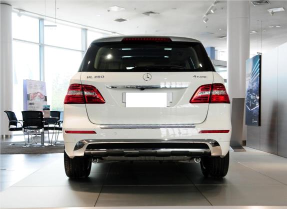 奔驰M级 2012款 ML 350 动感型 外观   正后