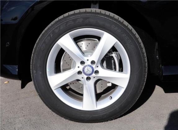 奔驰M级 2014款 ML 320 4MATIC 其他细节类   前轮