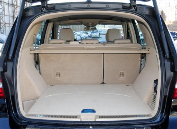 奔驰M级 2014款 ML 320 4MATIC 车厢座椅   后备厢