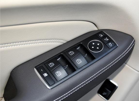 奔驰M级 2014款 ML 320 4MATIC 车厢座椅   门窗控制