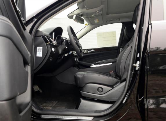 奔驰M级 2014款 ML 350 CDI 4MATIC 车厢座椅   前排空间