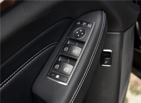 奔驰M级 2014款 ML 350 CDI 4MATIC 车厢座椅   门窗控制