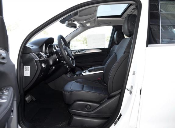 奔驰M级 2015款 ML 320 4MATIC 车厢座椅   前排空间