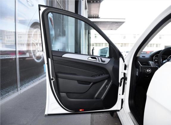 奔驰M级 2015款 ML 320 4MATIC 车厢座椅   前门板