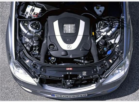 奔驰S级 2008款 S 500 L 其他细节类   发动机舱