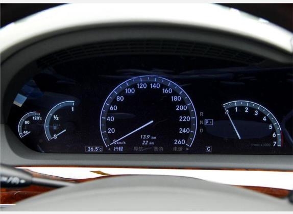 奔驰S级 2008款 S 600 L 中控类   仪表盘