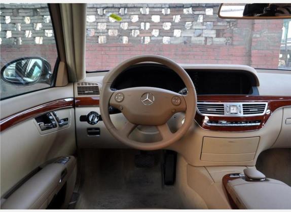 奔驰S级 2008款 S 300 L 尊贵型 中控类   驾驶位