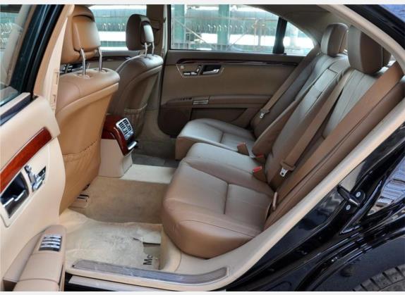 奔驰S级 2008款 S 300 L 尊贵型 车厢座椅   后排空间