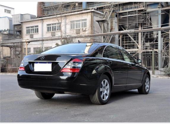奔驰S级 2008款 S 300 L 尊贵型 外观   斜后