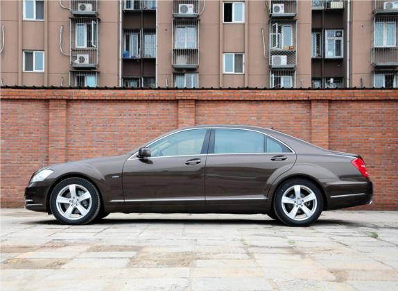 奔驰S级 2010款 S 400 L HYBRID 外观   正侧