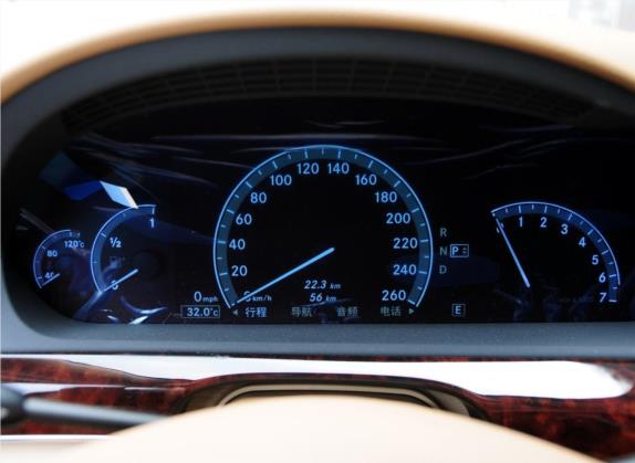 奔驰S级 2010款 S 400 L HYBRID 中控类   仪表盘
