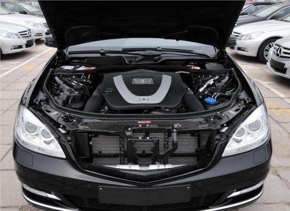 奔驰S级 2010款 S 300 L 豪华型 其他细节类   发动机舱