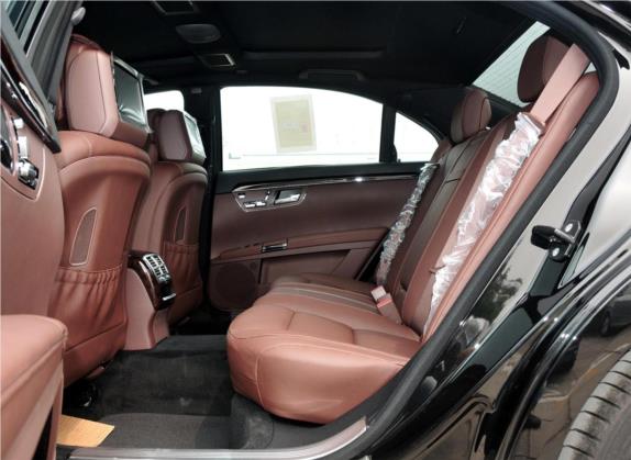 奔驰S级 2010款 S 300 L 豪华型 车厢座椅   后排空间