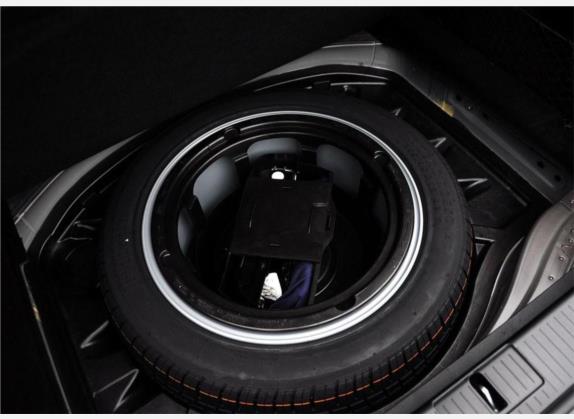 奔驰S级 2010款 S 350 L 豪华型 其他细节类   备胎