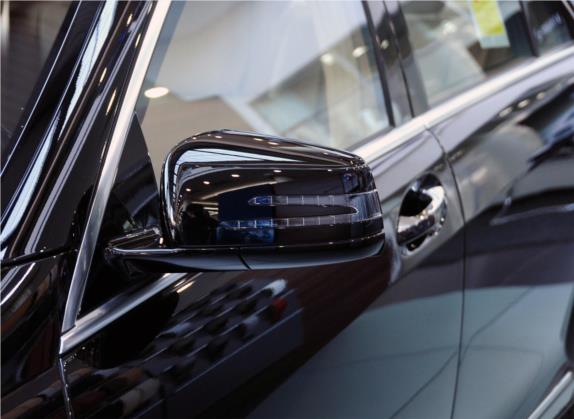 奔驰S级 2011款 S 500 L CGI 4MATIC 外观细节类   外后视镜
