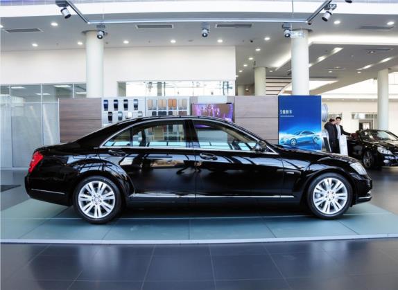 奔驰S级 2011款 S 500 L CGI 4MATIC 外观   正侧