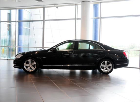 奔驰S级 2011款 S 350 L CGI 外观   正侧