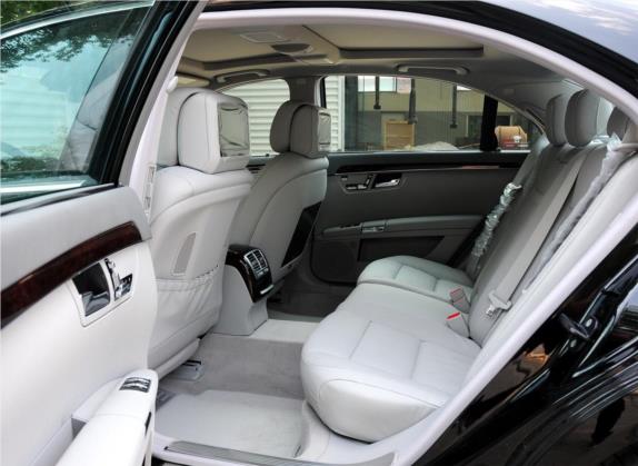 奔驰S级 2012款 S 350 L Grand Edition 车厢座椅   后排空间
