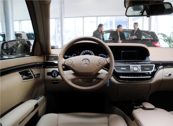 奔驰S级 2012款 S 300 L 商务型 Grand Edition 中控类   驾驶位