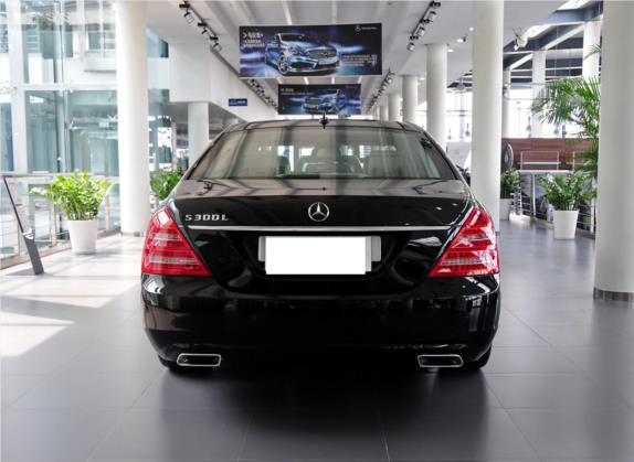 奔驰S级 2012款 S 300 L 尊贵型 Grand Edition 外观   正后