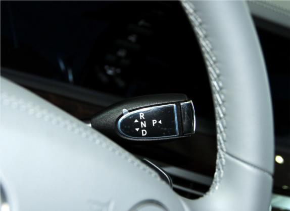 奔驰S级 2012款 S 300 L 尊贵型 Grand Edition 中控类   挡把