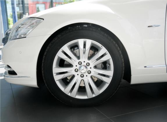 奔驰S级 2012款 S 350 L 4MATIC Grand Edition 其他细节类   前轮