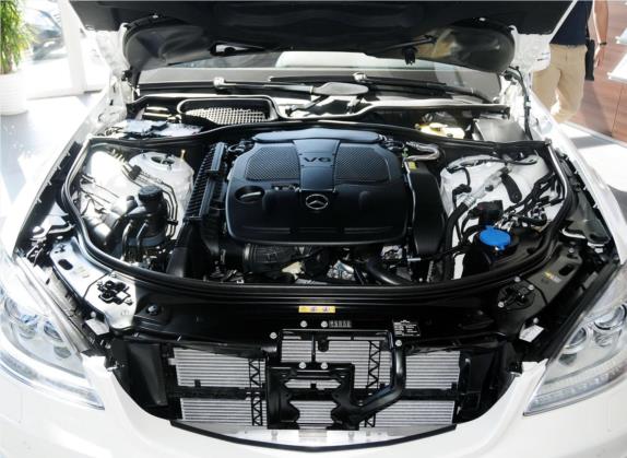 奔驰S级 2012款 S 350 L 4MATIC Grand Edition 其他细节类   发动机舱