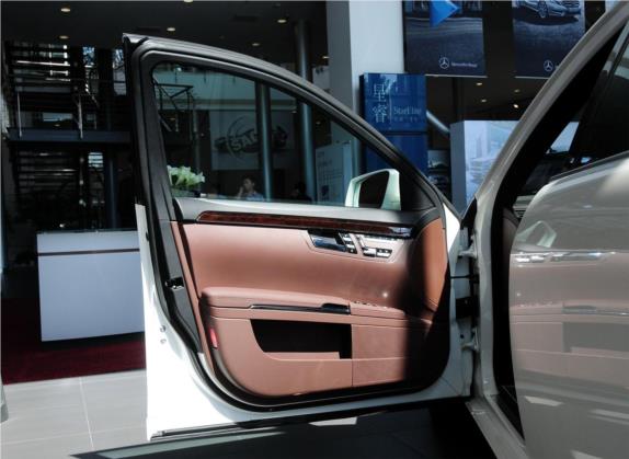 奔驰S级 2012款 S 350 L 4MATIC Grand Edition 车厢座椅   前门板