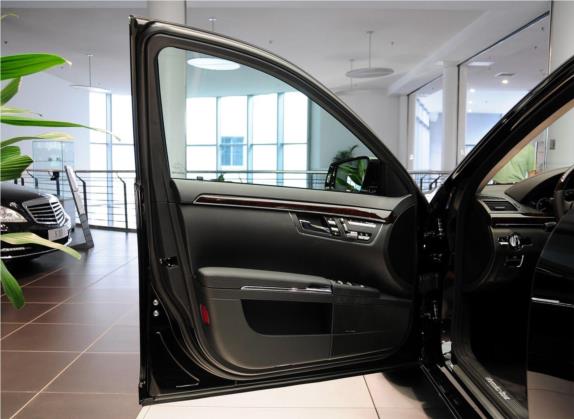 奔驰S级 2012款 S 400 L HYBRID Grand Edition 车厢座椅   前门板