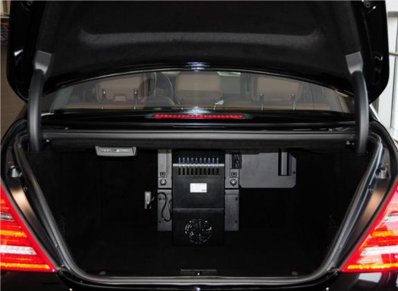 奔驰S级 2012款 S 500 L 4MATIC Grand Edition 车厢座椅   后备厢