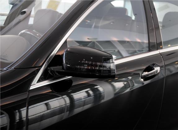 奔驰S级 2012款 S 500 L 4MATIC Grand Edition 外观细节类   外后视镜