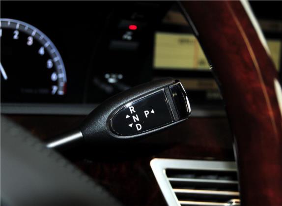 奔驰S级 2012款 S 500 L 4MATIC Grand Edition 中控类   挡把