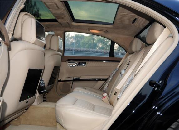 奔驰S级 2012款 S 600 L Grand Edition 车厢座椅   后排空间