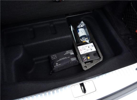奔驰S级 2014款 S 500 L 其他细节类   备胎