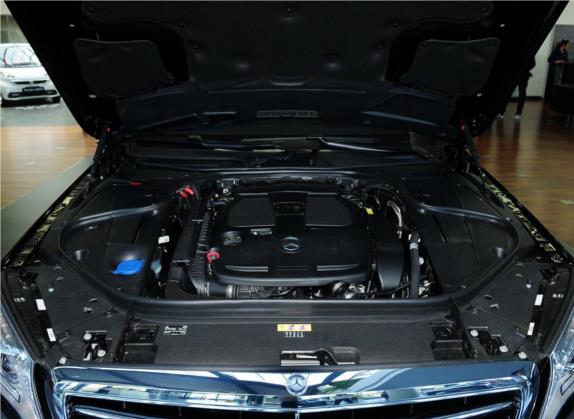 奔驰S级 2014款 S 400 L HYBRID 其他细节类   发动机舱