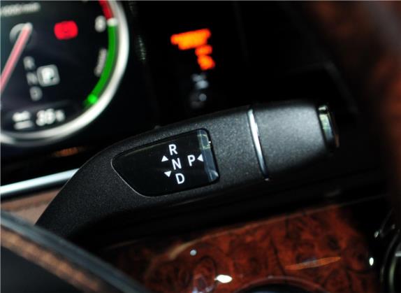 奔驰S级 2014款 S 400 L HYBRID 中控类   挡把