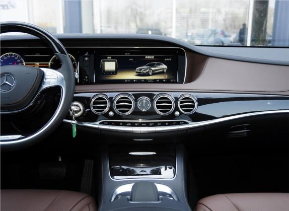 奔驰S级 2014款 S 400 L 豪华型 中控类   中控台