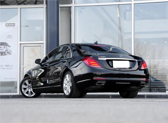 奔驰S级 2014款 S 400 L 豪华型 外观   斜后