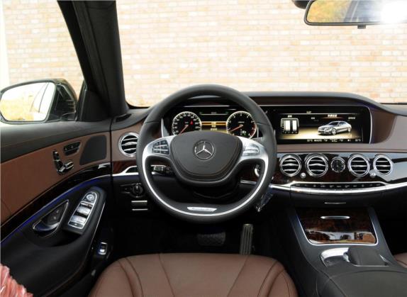 奔驰S级 2014款 S 400 L 尊贵型 中控类   驾驶位
