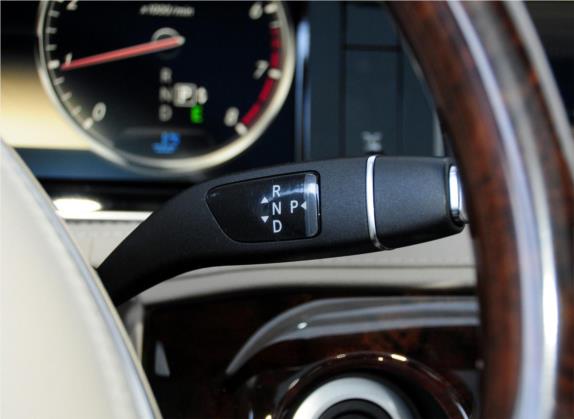 奔驰S级 2014款 S 500 L 4MATIC 中控类   挡把