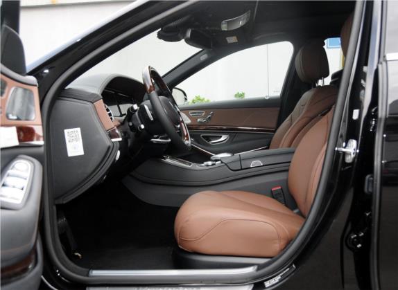 奔驰S级 2015款 S 400 L 4MATIC 车厢座椅   前排空间