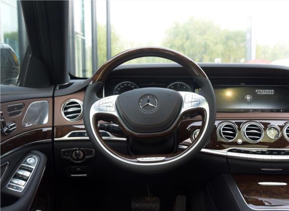 奔驰S级 2015款 S 400 L 中控类   驾驶位