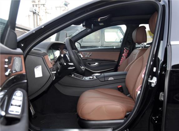 奔驰S级 2016款 S 400 L 4MATIC 车厢座椅   前排空间