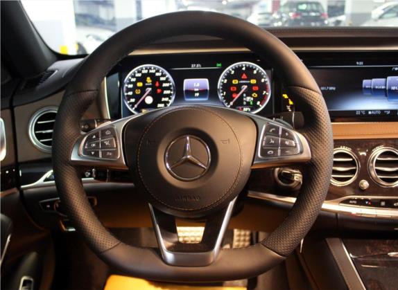 奔驰S级 2016款 S 500 L 4MATIC 中控类   驾驶位