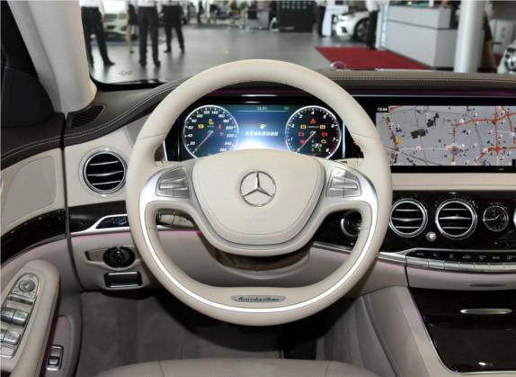 奔驰S级 2016款 S 320 L 商务型 中控类   驾驶位